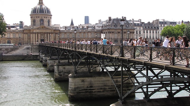 Le Pont des Arts in Paris